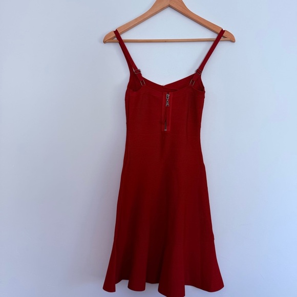 Guess Celeste flounce dress in red Size: XS - Picture 4 of 8
